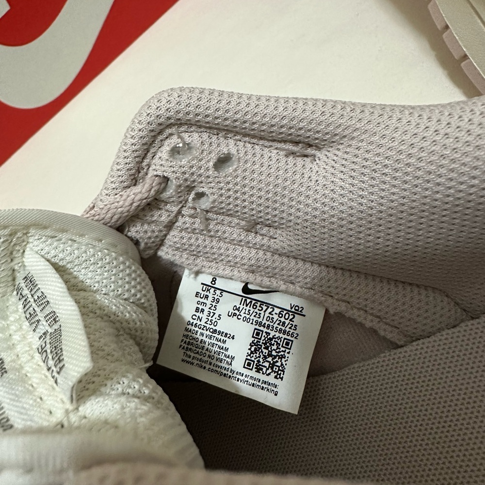 NIKE
WOMEN'S DUNK LOW - SILT RED/MALT/PALE IVORY - Picture 5 of 6